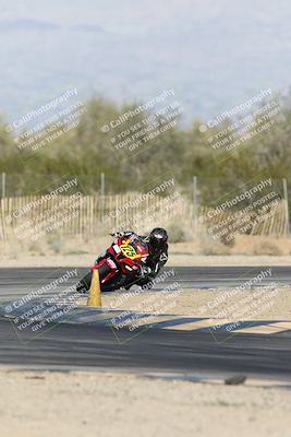 media/Jan-15-2026-Racers Edge (Thu) [[dfebeb70ab]]/2-A Group/Session 5 Turn 2/